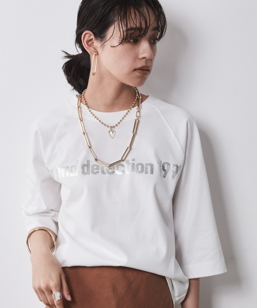 CHIC STYLE(シックスタイル)の「<大きいサイズ>5分袖ラグランスリーブ箔ロゴプリントTシャツ シックスタイル(Tシャツ/カットソー・レディース・オフホワイト/杢グレー・L/5L/4L/3L/LL)」の2枚目の写真