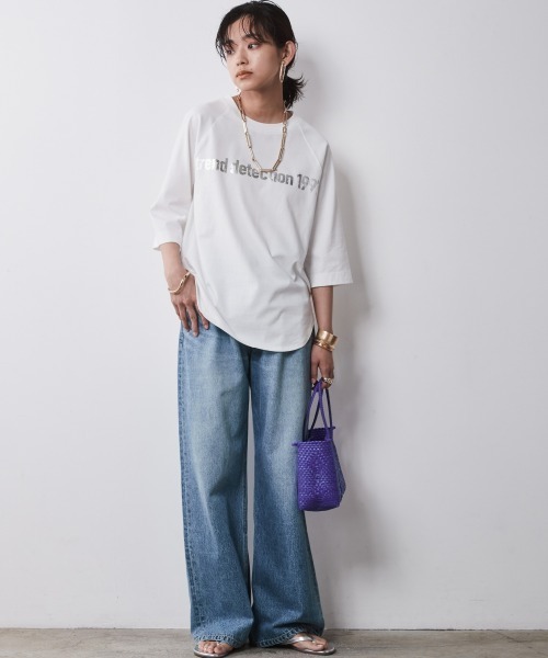 CHIC STYLE(シックスタイル)の「<大きいサイズ>5分袖ラグランスリーブ箔ロゴプリントTシャツ シックスタイル(Tシャツ/カットソー・レディース・オフホワイト/杢グレー・L/5L/4L/3L/LL)」の5枚目の写真