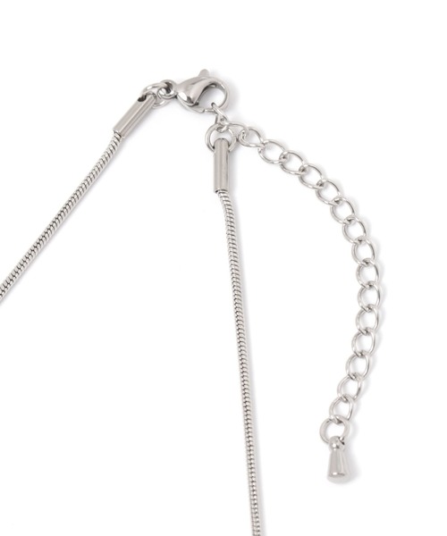 LEPSIM(レプシィム)の「ステンレスリボンネックレス 114076(ネックレス・レディース・シルバー/ゴールド・ONE SIZE)」の5枚目の写真