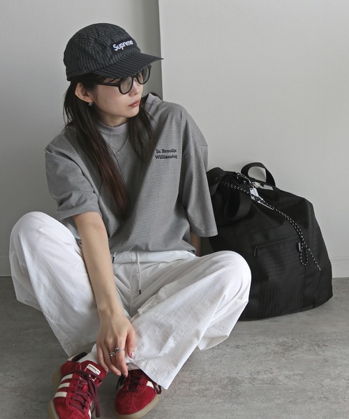 COURO(コウロ)の「ワンポイント刺繍ボーダーTシャツ(Tシャツ/カットソー・レディース・ライトグレー/オレンジ/ブルー/ブラック・M/L/XL)」の2枚目の写真