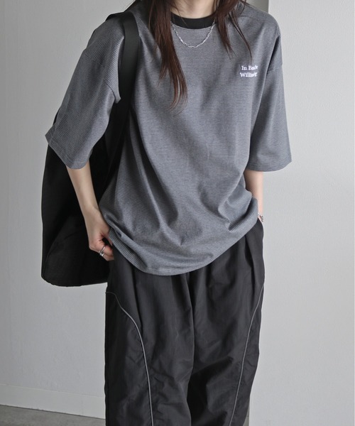 COURO(コウロ)の「ワンポイント刺繍ボーダーTシャツ(Tシャツ/カットソー・レディース・ライトグレー/オレンジ/ブルー/ブラック・M/L/XL)」の5枚目の写真