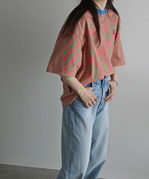COURO(コウロ)の「ワンポイント刺繍ボーダーTシャツ(Tシャツ/カットソー・レディース・ライトグレー/オレンジ/ブルー/ブラック・M/L/XL)」の10枚目の写真