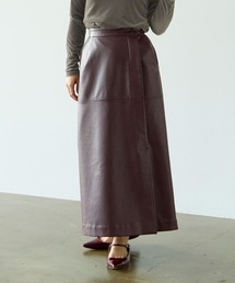STRATA（エストラータ）の「サイドベンツフェイクレザースカート（スカート）」