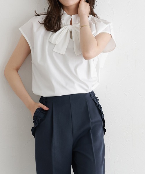 Pierrot(ピエロ)の「ポケットフリルテーパードパンツ(その他パンツ・レディース・ライトベージュ/ブラック/ネイビー・M/PM/L)」の11枚目の写真