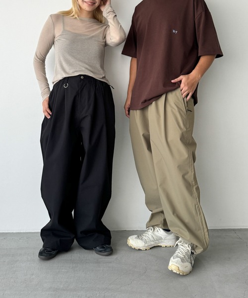 CANAL JEAN（キャナルジーン）の「SUPERTHANKS　ネオスラックス（スラックス・レディース・グレイッシュベージュ/ブラック・SMALL）」の4枚目の写真