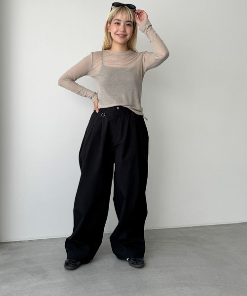 CANAL JEAN（キャナルジーン）の「SUPERTHANKS　ネオスラックス（スラックス・レディース・グレイッシュベージュ/ブラック・SMALL）」の13枚目の写真