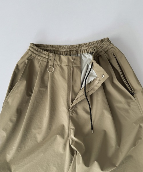 CANAL JEAN（キャナルジーン）の「SUPERTHANKS　ネオスラックス（スラックス・レディース・グレイッシュベージュ/ブラック・SMALL）」の20枚目の写真