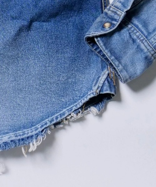 TMT(ティーエムティー)の「10oz DENIM SHIRTS(GRUNGE)(シャツ/ブラウス・メンズ・ライトインディゴブルー・X-LARGE/LARGE/MEDIUM/SMALL)」の3枚目の写真