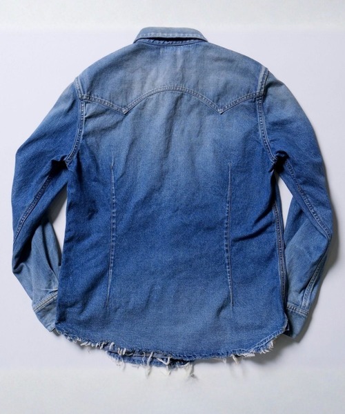 TMT(ティーエムティー)の「10oz DENIM SHIRTS(GRUNGE)(シャツ/ブラウス・メンズ・ライトインディゴブルー・X-LARGE/LARGE/MEDIUM/SMALL)」の2枚目の写真