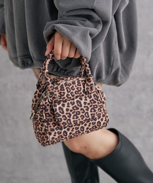 WEGO(ウィゴー)の「WEGO/ミニボストンショルダー(ショルダーバッグ・レディース・ブラック/シルバー/ブラウン/レッド/その他1・FREE)」の5枚目の写真