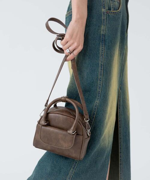 WEGO(ウィゴー)の「WEGO/ミニボストンショルダー(ショルダーバッグ・レディース・ブラック/シルバー/ブラウン/レッド/その他1・FREE)」の3枚目の写真