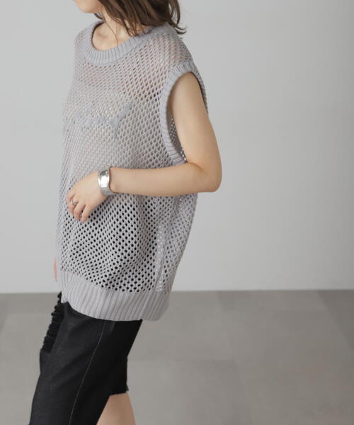 FREE'S MART(フリーズマート)の「◆メッシュロゴニットベスト(ニット/セーター・レディース・ホワイト/グレー/ブラック・FREE)」の15枚目の写真