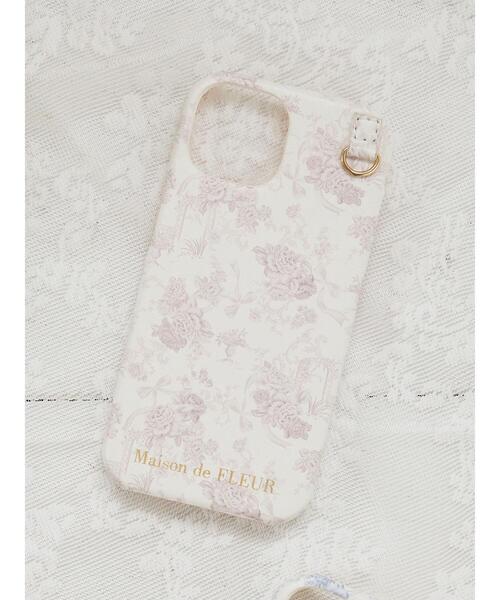 Maison de FLEUR（メゾンドフルール）の「トワルドジュイ柄プリントアイフォン15ケース（スマホケース/カバー・レディース・ピンクベージュ/ブラック/ブルー系その他7・FREE）」の3枚目の写真