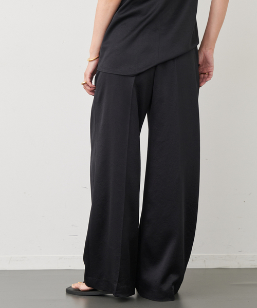 Deuxieme Classe（ドゥーズィエムクラス）の「Minimal Satin