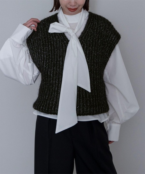 セール】ラメVネックニットベスト（ベスト）｜ur 