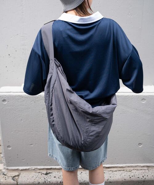 WEGO（ウィゴー）の「WEGO/中綿BIGショルダー（ショルダーバッグ・レディース・グレー/ブラック・FREE）」の5枚目の写真