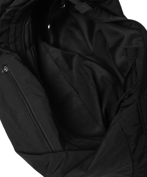 WEGO（ウィゴー）の「WEGO/中綿BIGショルダー（ショルダーバッグ・レディース・グレー/ブラック・FREE）」の8枚目の写真