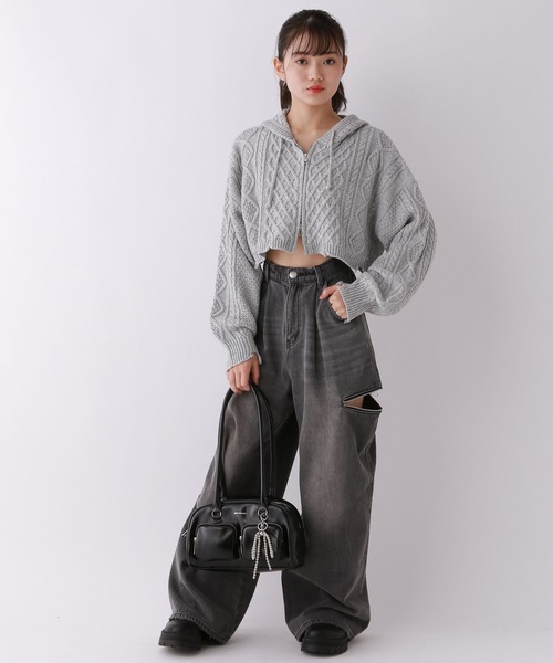 repipi armario（レピピ アルマリオ）の「ダメージニットショートパーカー（パーカー・キッズ・グレー/アイボリー/ブラック・SMALL/MEDIUM/LARGE）」の5枚目の写真