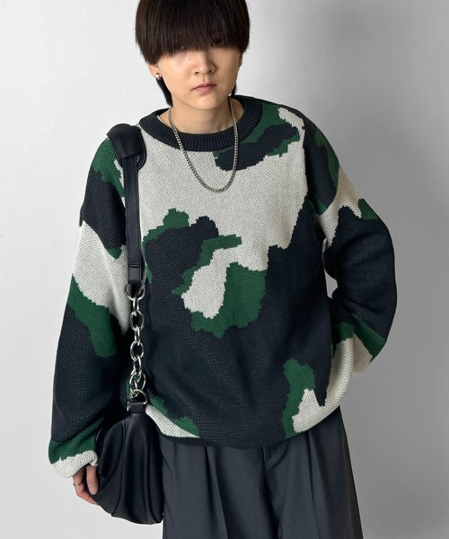 Confirm（コンファーム）の「バルーンスリーブ 多色迷彩柄 煙柄ジャガード ビッグシルエットプルオーバーニット ユニセックス【Confirm】（ニット/セーター・メンズ・チャコールグレー/ブラウン/サックスブルー/ブルー・M/L）」の17枚目の写真