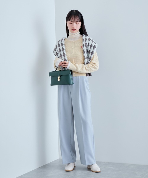 POLO BCS（ポロ ビーシーエス）の「【新色追加】【POLO BCS】VIS別注ミニケーブルコンパクトニットカーディガン（カーディガン/ボレロ・レディース・レッド/ベージュ/チャコールグレー/ネイビー・FREE）」の12枚目の写真