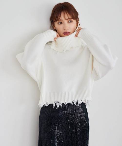 mysty woman（ミスティウーマン）の「ダメージ加工ニットプルオーバー　246399（ニット/セーター・レディース・ブルー/グレー/オフホワイト・FREE）」の2枚目の写真