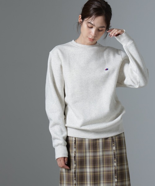 Champion(チャンピオン)の「Champion/CREW NECK SWEATSHIRT(スウェット・レディース・ブラック/ダークグレー/オートミール・M)」の1枚目の写真
