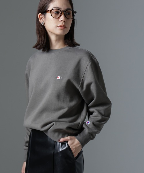 Champion(チャンピオン)の「Champion/CREW NECK SWEATSHIRT(スウェット・レディース・ブラック/ダークグレー/オートミール・M)」の3枚目の写真