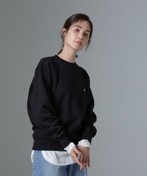 Champion(チャンピオン)の「Champion/CREW NECK SWEATSHIRT(スウェット・レディース・ブラック/ダークグレー/オートミール・M)」の2枚目の写真
