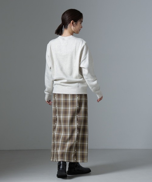 Champion(チャンピオン)の「Champion/CREW NECK SWEATSHIRT(スウェット・レディース・ブラック/ダークグレー/オートミール・M)」の16枚目の写真
