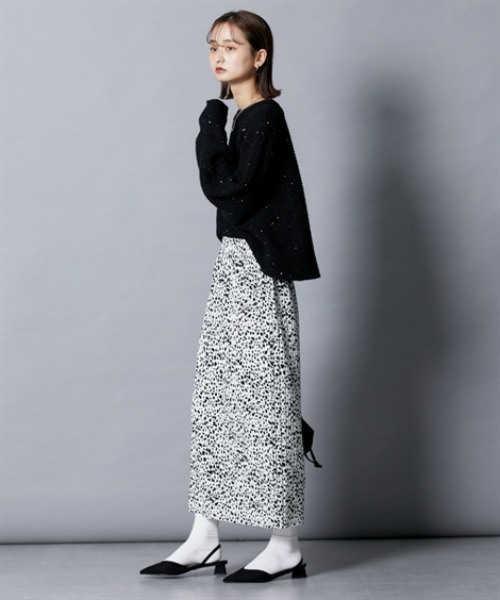 nissen（ニッセン）の「裏起毛素材総柄ナロースカート（スカート・レディース・アイボリー/ブラック/ブラック系その他・M/L）」の16枚目の写真