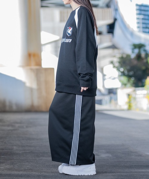 Red Cap Girl（レッドキャプガール）の「【a-r】〔Red Cap Girl/レッドキャップガール〕フロント刺繍 ラグランスリーブ クルーネック ゲームスウェット（スウェット・レディース・ブラック/ホワイト/ネイビー・LARGE/MEDIUM）」の10枚目の写真