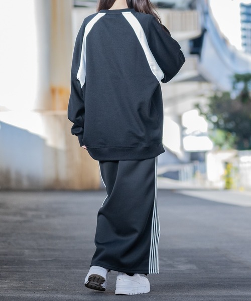 Red Cap Girl（レッドキャプガール）の「【a-r】〔Red Cap Girl/レッドキャップガール〕フロント刺繍 ラグランスリーブ クルーネック ゲームスウェット（スウェット・レディース・ブラック/ホワイト/ネイビー・LARGE/MEDIUM）」の11枚目の写真