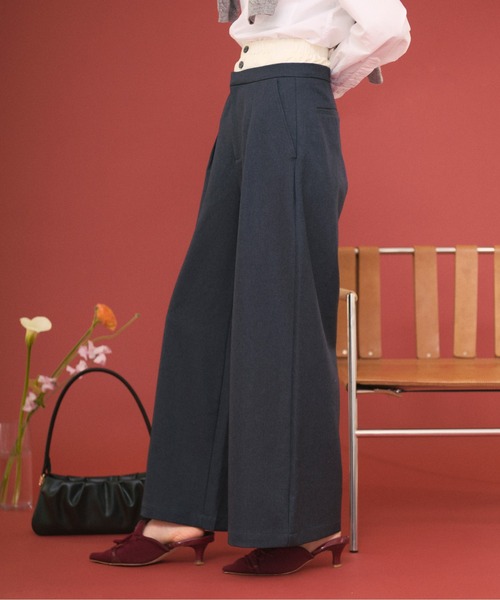loin nuit(ロワンニュイ)の「double west button pants/ダブルウエストボタンパンツ(スラックス・レディース・ネイビー/グレー・FREE)」の2枚目の写真