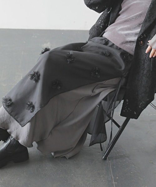 PURE BRIGHT（ピュアブライト）の「フラワーモチーフオーガンジースカート（スカート・レディース・ブラック/アイボリー・FREE）」の3枚目の写真