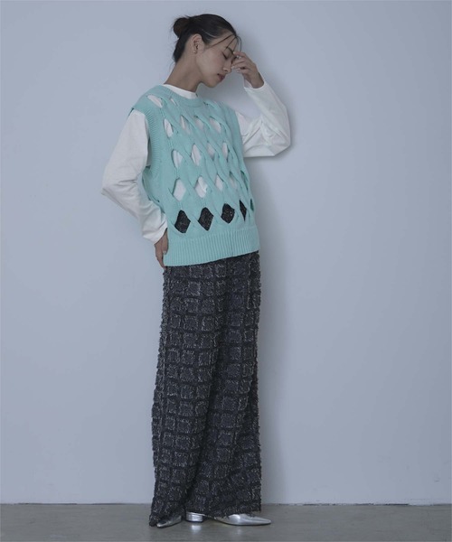 miette(ミエット)の「ランダム刺繍ロンT(Tシャツ/カットソー・レディース・ベージュ/オフホワイト/ブラック・FREE)」の9枚目の写真