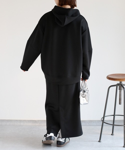 cepo（セポ）の「〈セットアイテム〉ダンボールフーディセットアップ（パーカー・レディース・オフホワイト/ブラック/ベージュ・M）」の21枚目の写真