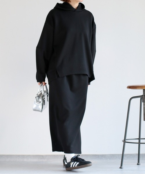 cepo（セポ）の「〈セットアイテム〉ダンボールフーディセットアップ（パーカー・レディース・オフホワイト/ブラック/ベージュ・M）」の19枚目の写真