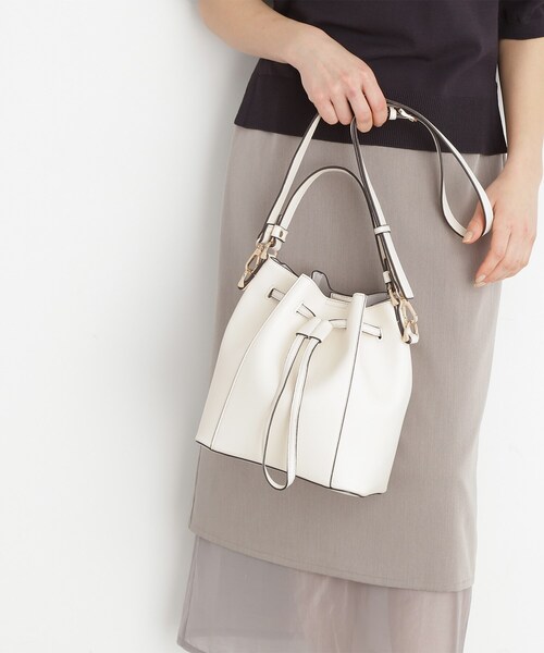 THE SHOP TK （ザ ショップ ティーケー ）の「巾着合皮バッグ（ショルダーバッグ・レディース・サックスブルー/オフホワイト/ブラック・00）」の4枚目の写真