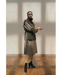 la peau de gem ニット・セーター レディース ラポドゥジェム 中古　古着 ブランド古着】LA PEAU DE GEM｜ラポドゥジェムのニット