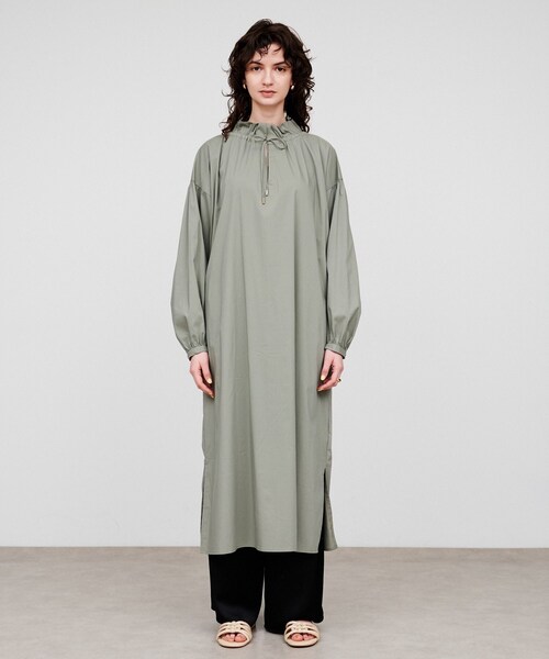 cloenc（クロエンス）の「【手洗い可】ギャザーリボンワンピース（ワンピース・レディース・チャコールグレー/カーキ・02/03/01）」の2枚目の写真