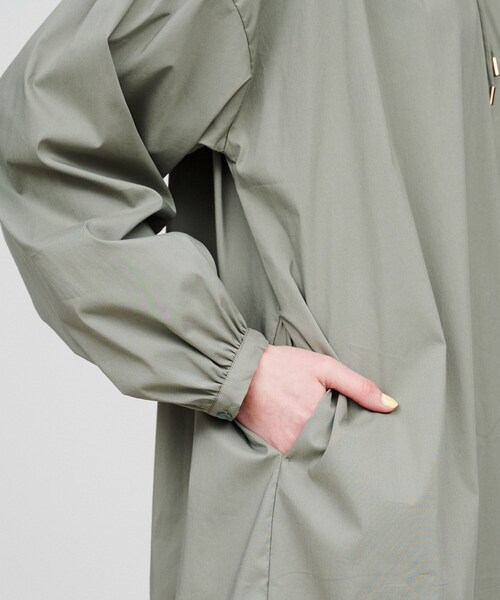 cloenc（クロエンス）の「【手洗い可】ギャザーリボンワンピース（ワンピース・レディース・チャコールグレー/カーキ・02/03/01）」の9枚目の写真