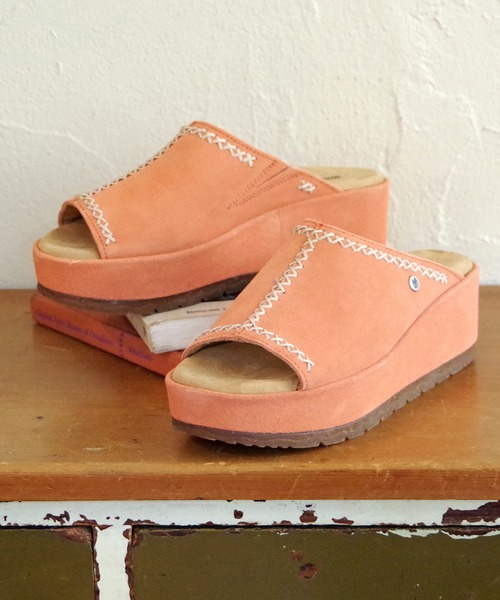 Minnetonka(ミネトンカ)の「MINNETONKA ミネトンカ / スエード厚底サンダル PAISLEE(サンダル・レディース・ブラウン/ベージュ/ブラック/ブルー/コーラル・7/8/6/9/5)」の5枚目の写真