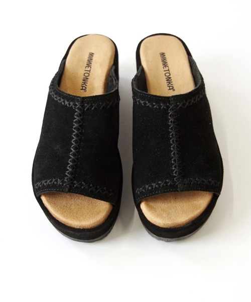 MINNETONKA ミネトンカ / スエード厚底サンダル PAISLEE（サンダル