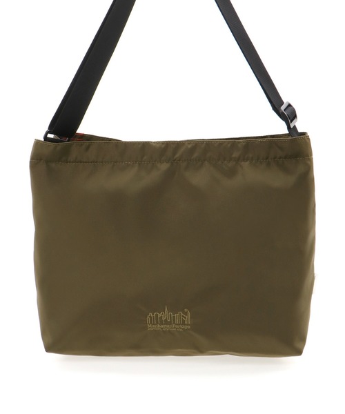 Manhattan Portage（マンハッタンポーテージ）の「Clearview Shoulder Bag Back Pocket 420D CORDURA ECO（ショルダーバッグ・メンズ・ブラック/ブラウン/カーキ・MEDIUM）」の4枚目の写真