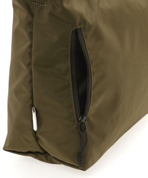 Manhattan Portage（マンハッタンポーテージ）の「Clearview Shoulder Bag Back Pocket 420D CORDURA ECO（ショルダーバッグ・メンズ・ブラック/ブラウン/カーキ・MEDIUM）」の9枚目の写真