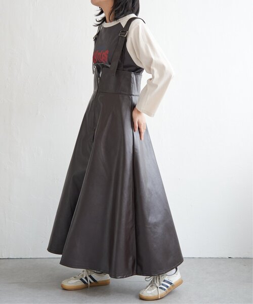 VENCEEXCHANGE（ヴァンスエクスチェンジ）の「合皮ジャンスカ（ジャンパースカート・レディース・ブラック/ブラウン・FREE）」の2枚目の写真