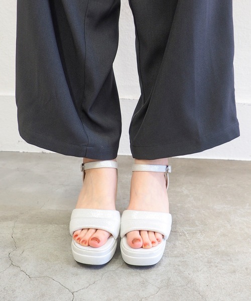 byあしながおじさん（バイアシナガオジサン）の「厚底ヒールアップサンダル 　8890895（サンダル・レディース・シルバー/ブラック/ライトブルー・S/M/L/LL）」の21枚目の写真