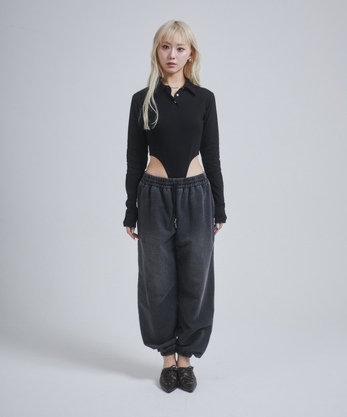 ENVYM(アンビー)の「カットリブボディスーツ(Tシャツ/カットソー・レディース・ホワイト/イエロー/ブラック・FREE)」の22枚目の写真