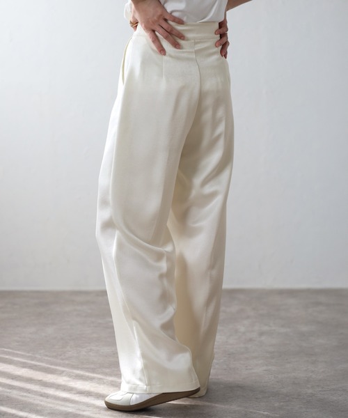 ENC（エンク）の「glossy satin pants / グロッシーサテンパンツ（その他パンツ・レディース・ダークブラウン/ミント/アイボリー・S/M）」の7枚目の写真