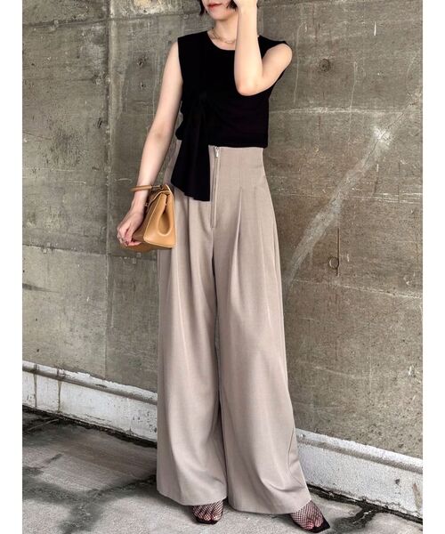 LAGUNAMOON(ラグナムーン)の「ツイストライクニットプルオーバー(ニット/セーター・レディース・ブラック/グリーン/モカ・FREE)」の18枚目の写真